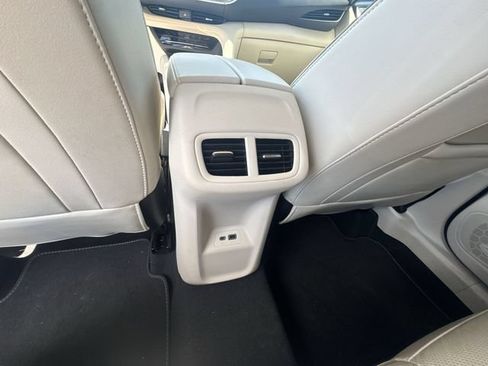 Used 2023 Buick Envision Essence FWD image 20