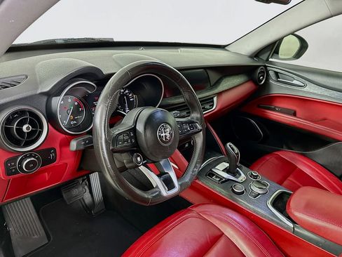 Used 2020 Alfa Romeo Stelvio Sport w/ Quick Order Package 22K Sport RWD image 10