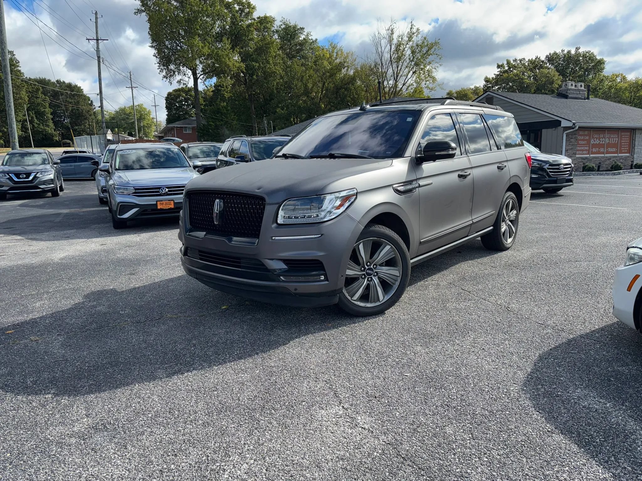 Used 2018 Lincoln Navigator Black Label w/ Cargo Package AWD/4WD image 3