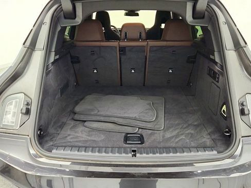 Used 2024 BMW iX xDrive50 w/ Premium Package image 21