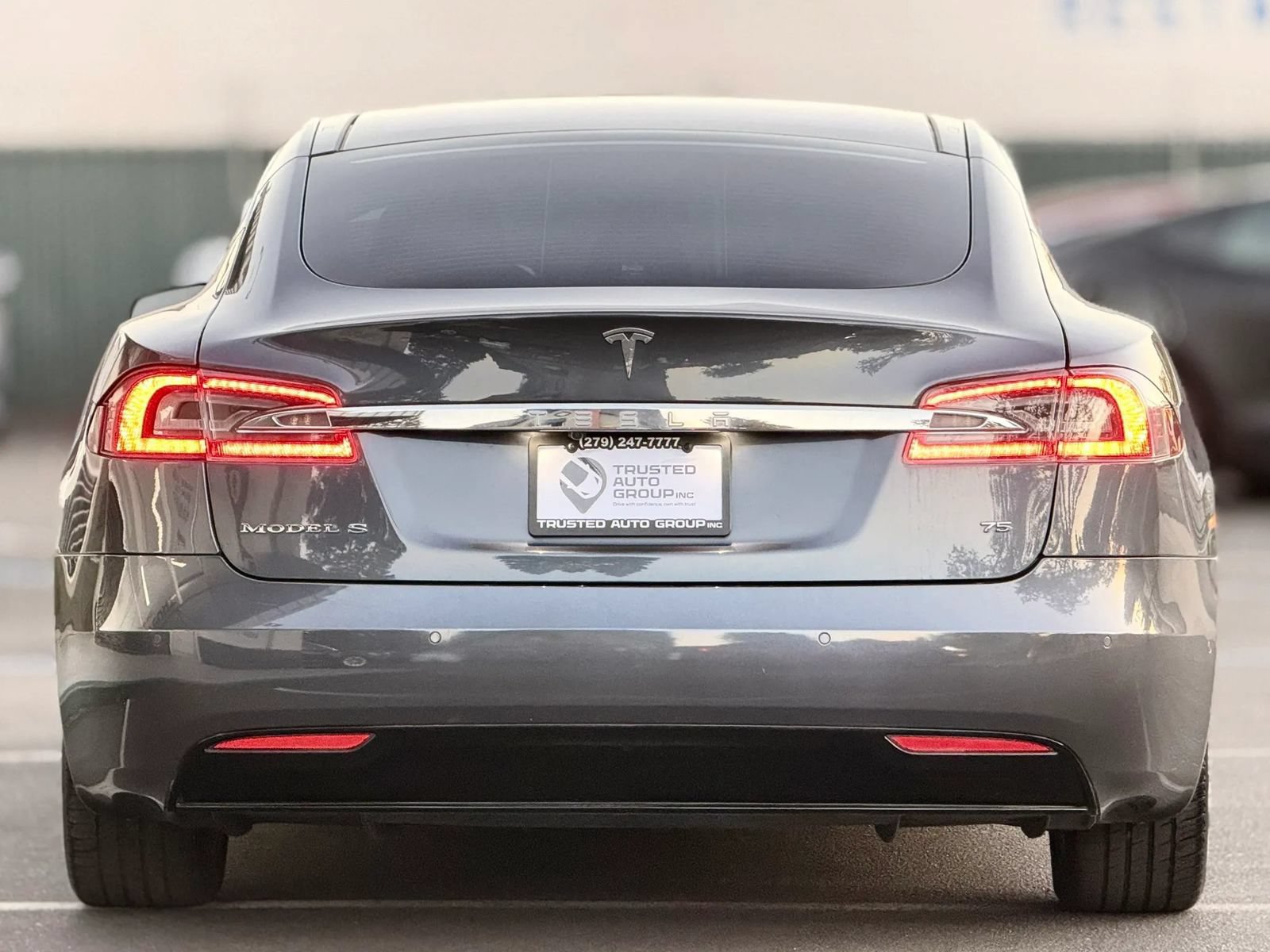 Used 2016 Tesla Model S 75 RWD image 9