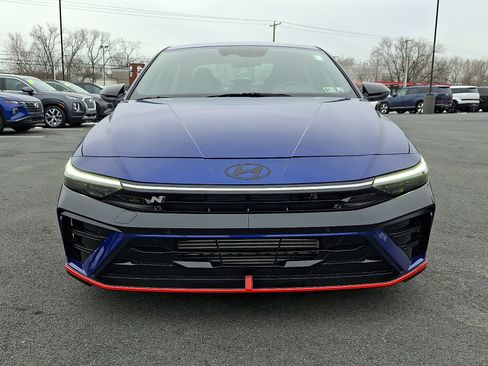 Used 2025 Hyundai Elantra N image 2