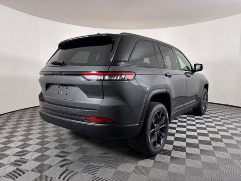 New 2025 Jeep Grand Cherokee Limited AWD/4WD image 22