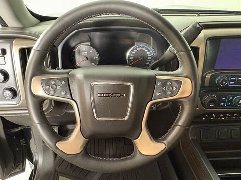 Used 2018 GMC Sierra 1500 Denali w/ Denali Ultimate Package AWD/4WD image 22