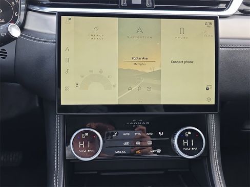 Used 2024 Jaguar F-PACE R-Dynamic S image 23