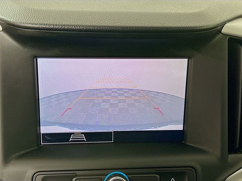 Used 2022 GMC Terrain SLE w/ Driver Convenience Package image 13