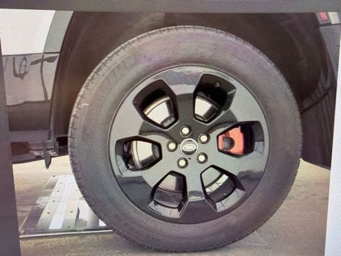 Used 2021 Land Rover Defender 110 X AWD/4WD image 8