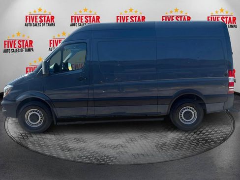 Used 2018 Mercedes-Benz Sprinter 2500 image 4