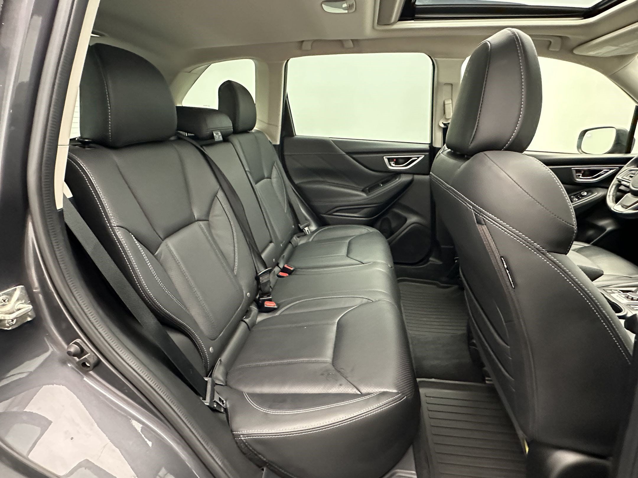 Used 2021 Subaru Forester Limited AWD/4WD image 31