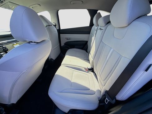 New 2026 Hyundai Tucson SEL FWD image 18