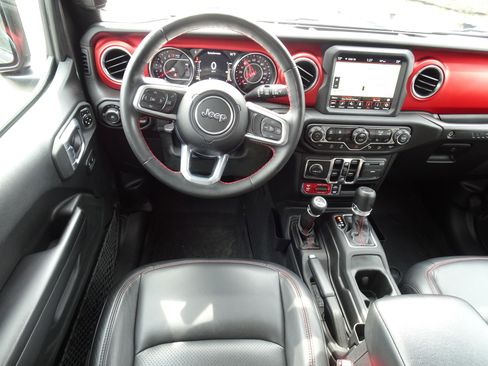 Used 2021 Jeep Wrangler Unlimited Rubicon image 18