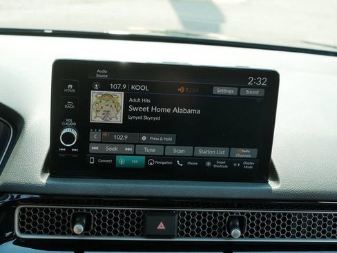 Used 2022 Honda Civic Touring image 28