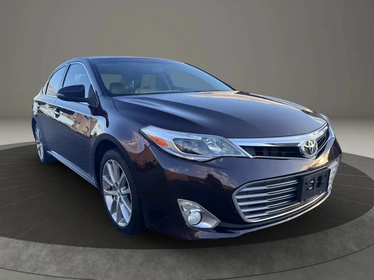 Used 2014 Toyota Avalon XLE Touring FWD image 1