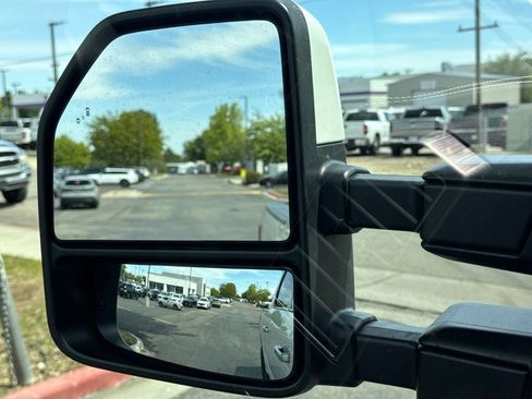 Used 2020 Ford F350 Limited w/ FX4 Off-Road Package AWD/4WD image 14