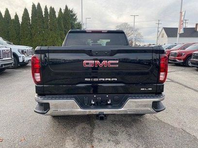 New 2026 GMC Sierra 1500 SLE
