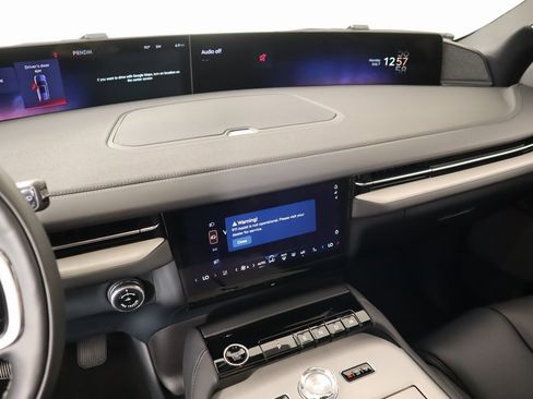 New 2025 Lincoln Navigator L Reserve w/ Jet Appearance Package image 5