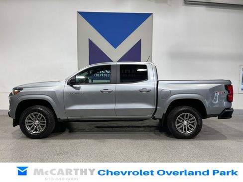 Used 2024 Chevrolet Colorado LT w/ LT Convenience Package AWD/4WD image 8