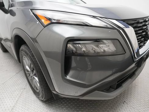 Used 2023 Nissan Rogue S AWD/4WD image 22