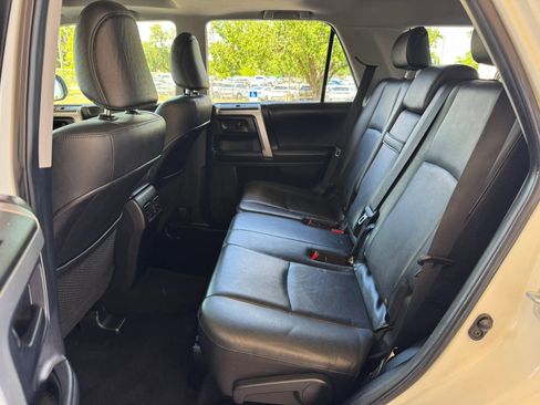 Used 2013 Toyota 4Runner Limited image 13