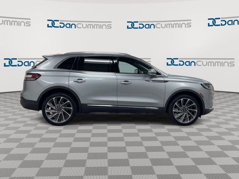 Used 2022 Lincoln Nautilus Reserve w/ Equipment Group 201A AWD/4WD image 9