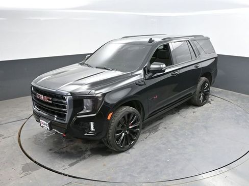 Used 2024 GMC Yukon AT4 w/ Technology Package AWD/4WD image 43