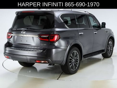 Used 2024 INFINITI QX80 Sensory image 10
