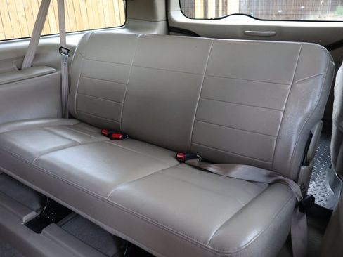 Used 2005 Ford Excursion Limited AWD/4WD image 21