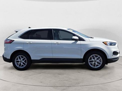 Used 2024 Ford Edge SEL AWD/4WD image 2