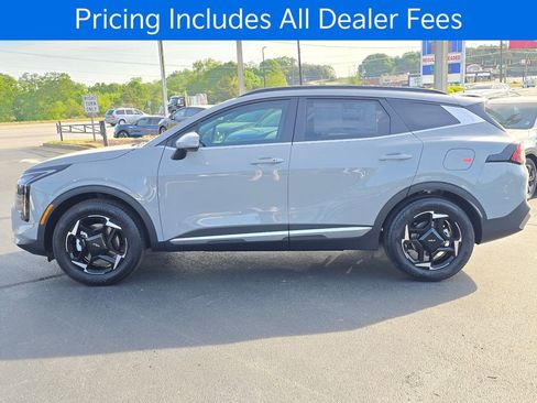 New 2026 Kia Sportage EX FWD image 6