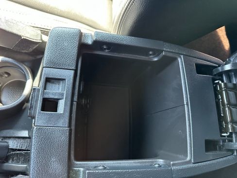 Used 2016 Jeep Wrangler Rubicon image 42