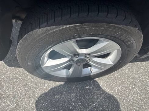 Used 2012 Jeep Compass Latitude w/ Sun/Sound Group FWD image 10