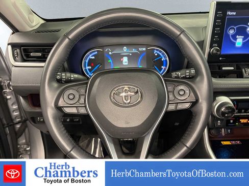 Used 2022 Toyota RAV4 Limited AWD/4WD image 17