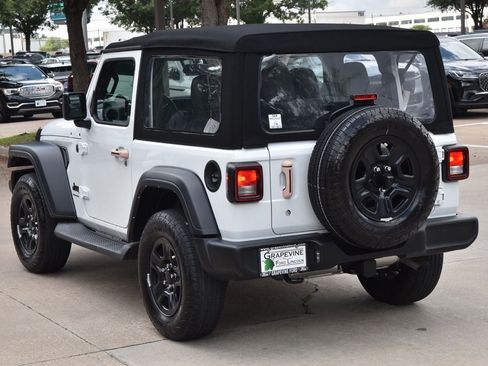 Used 2024 Jeep Wrangler Sport AWD/4WD image 10