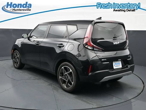 Used 2024 Kia Soul EX FWD image 7