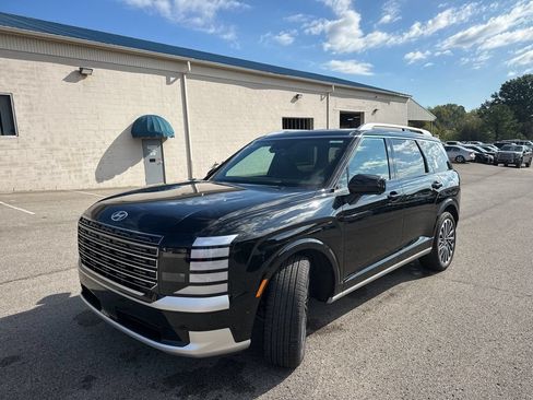 New 2026 Hyundai Palisade Calligraphy FWD image 4