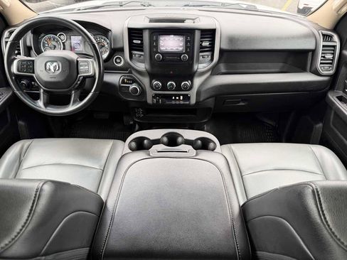 Used 2020 RAM 2500 Tradesman w/ Chrome Appearance Group image 28