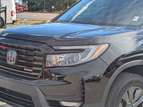 Used 2021 Honda Ridgeline Sport image 6