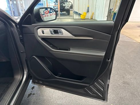 New 2026 Ford Explorer Active AWD/4WD image 40