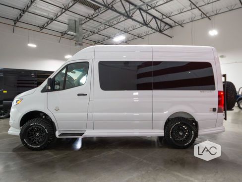 Used 2026 Mercedes-Benz Sprinter 2500 image 7