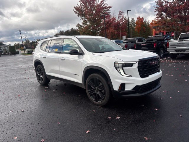 Used 2025 GMC Acadia Elevation w/ Black Edition AWD/4WD image 4