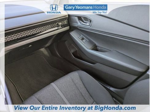 Used 2024 Honda Accord Sport image 21