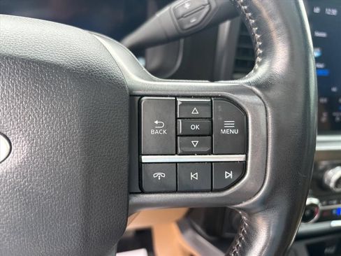 Used 2024 Ford F450 Lariat w/ Lariat Ultimate Package AWD/4WD image 32
