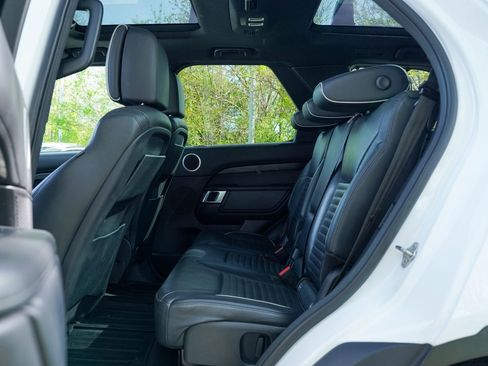 Used 2018 Land Rover Discovery HSE Luxury AWD/4WD image 29