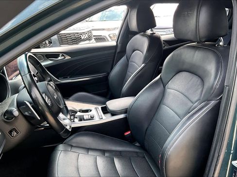 Used 2023 Kia Stinger GT2 image 8