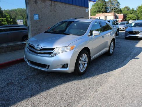 Used 2013 Toyota Venza LE AWD/4WD image 3