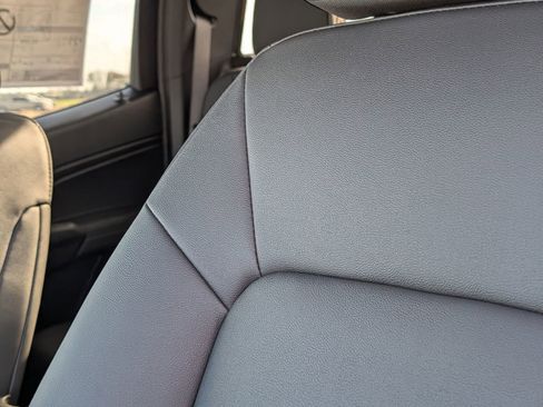 New 2026 Chevrolet Colorado LT w/ LT Convenience Package RWD image 18