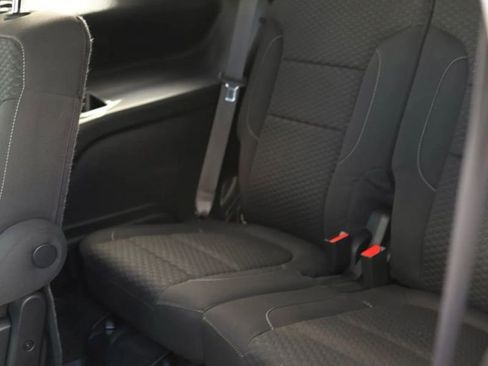 Used 2018 GMC Acadia SLE image 24