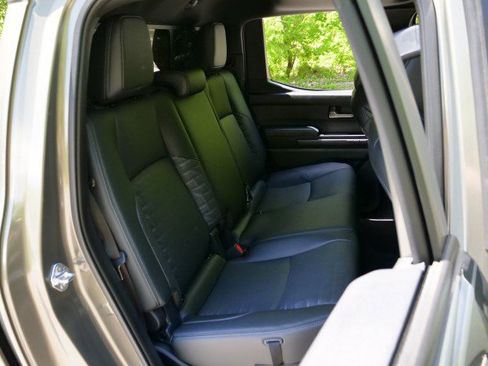 Used 2025 Toyota Tacoma TRD Sport w/ TRD Sport Premium Package image 38