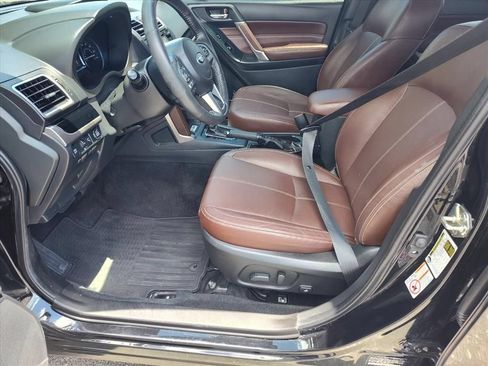 Used 2018 Subaru Forester 2.5i Touring AWD/4WD image 12