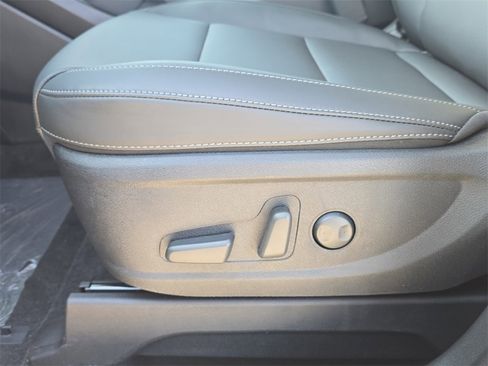 New 2025 Kia Telluride S image 22